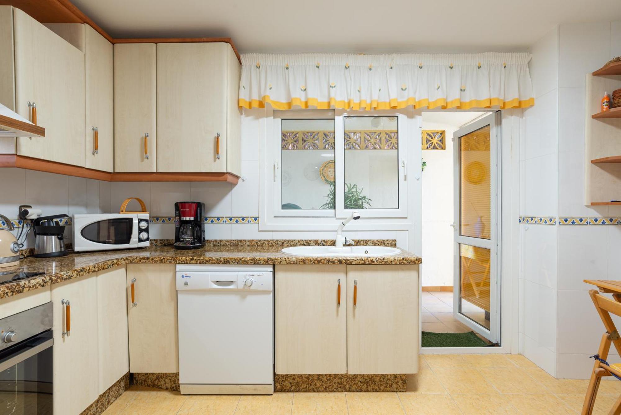 Villa Valentina - Renovated On Los Alamos Beach Τορρεμολίνος Εξωτερικό φωτογραφία