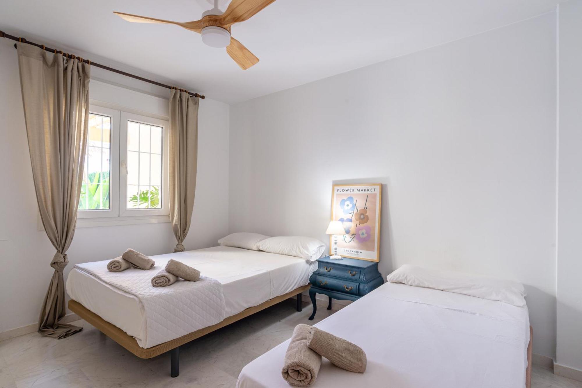 Villa Valentina - Renovated On Los Alamos Beach Τορρεμολίνος Εξωτερικό φωτογραφία